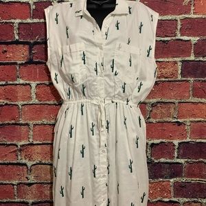 SOLD Cinched Waist 🌵 Cactus Dress w/ POCKETS! 😍